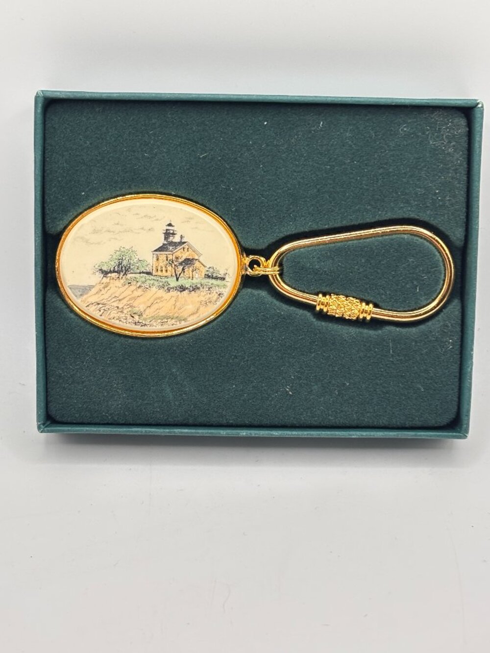 Vintage Barlow Oval Scrimshaw Lighthouse on Bluff Gold Tone Keychain Unique Gift